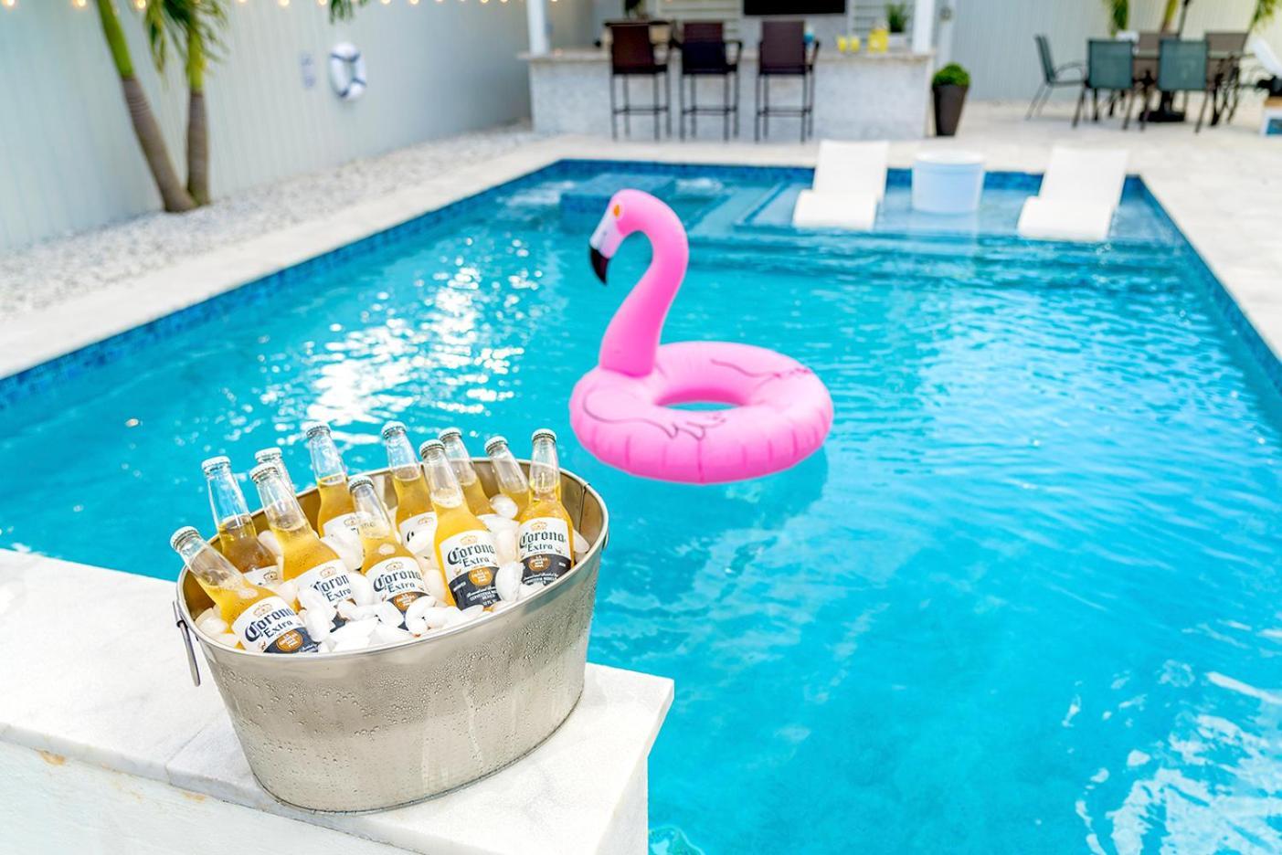 Lux Backyard/Heated Pool/Everglades/Speedway/Keys! Miami Exterior photo